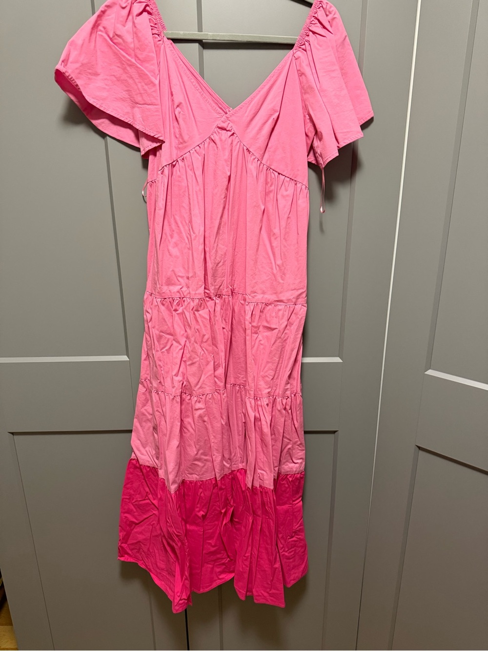 Pink Tiered V-Neck Women’s Dress
